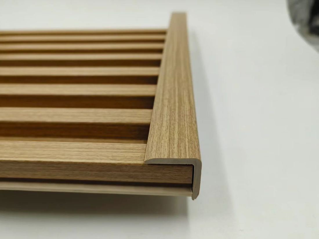 Wall Panel Trim - 240cm - Oak (Fits seamless wall panel 81)