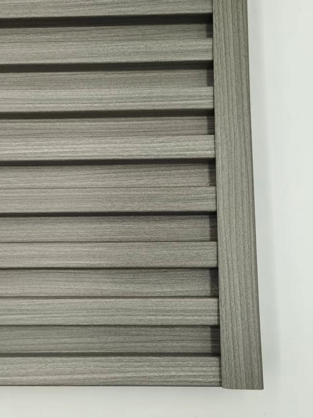 Wall Panel Trim - 240cm - Light Grey (Fits seamless wall panel 81)