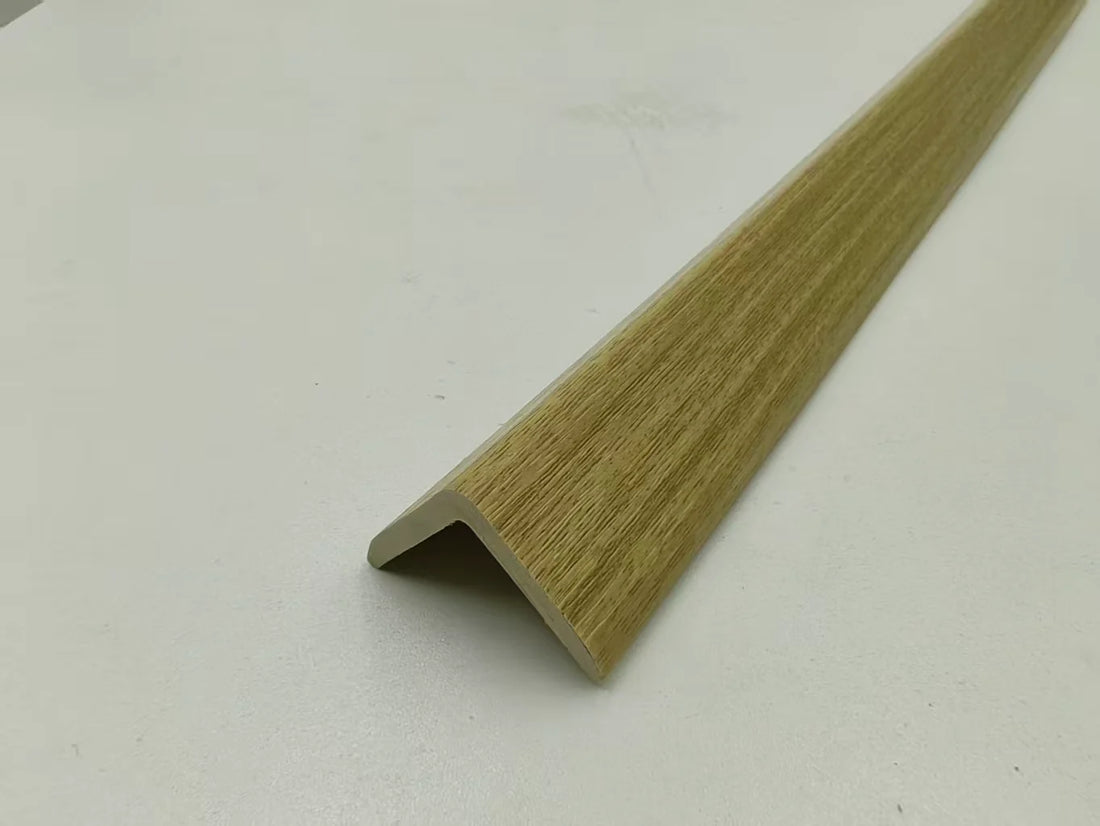 Wall Panel Trim - 240cm - Oak (Fits seamless wall panel 81)