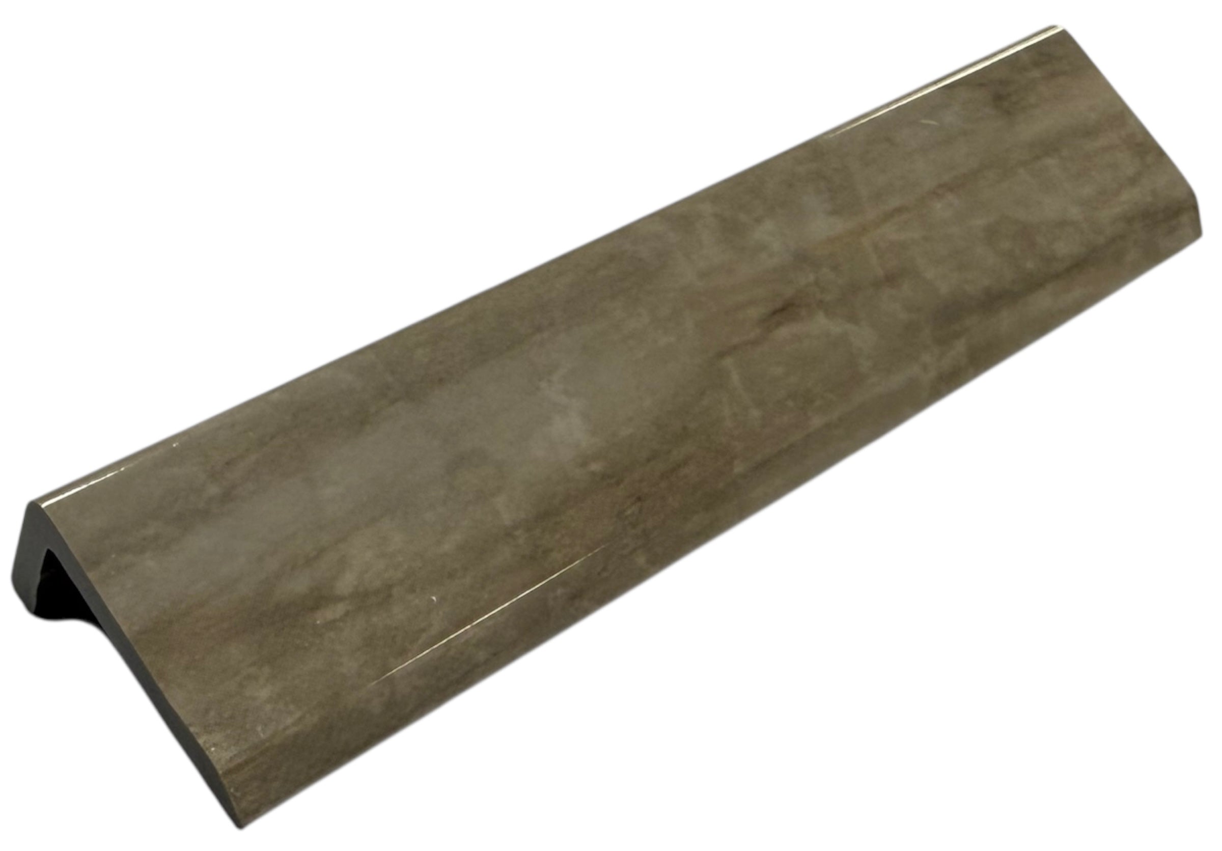 WALL BOARD END TRIM - CREAM